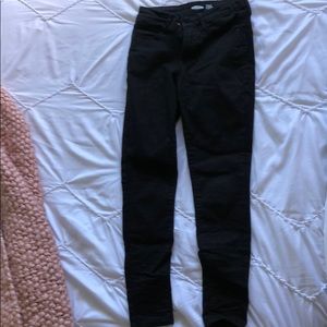 Black ankle jeans